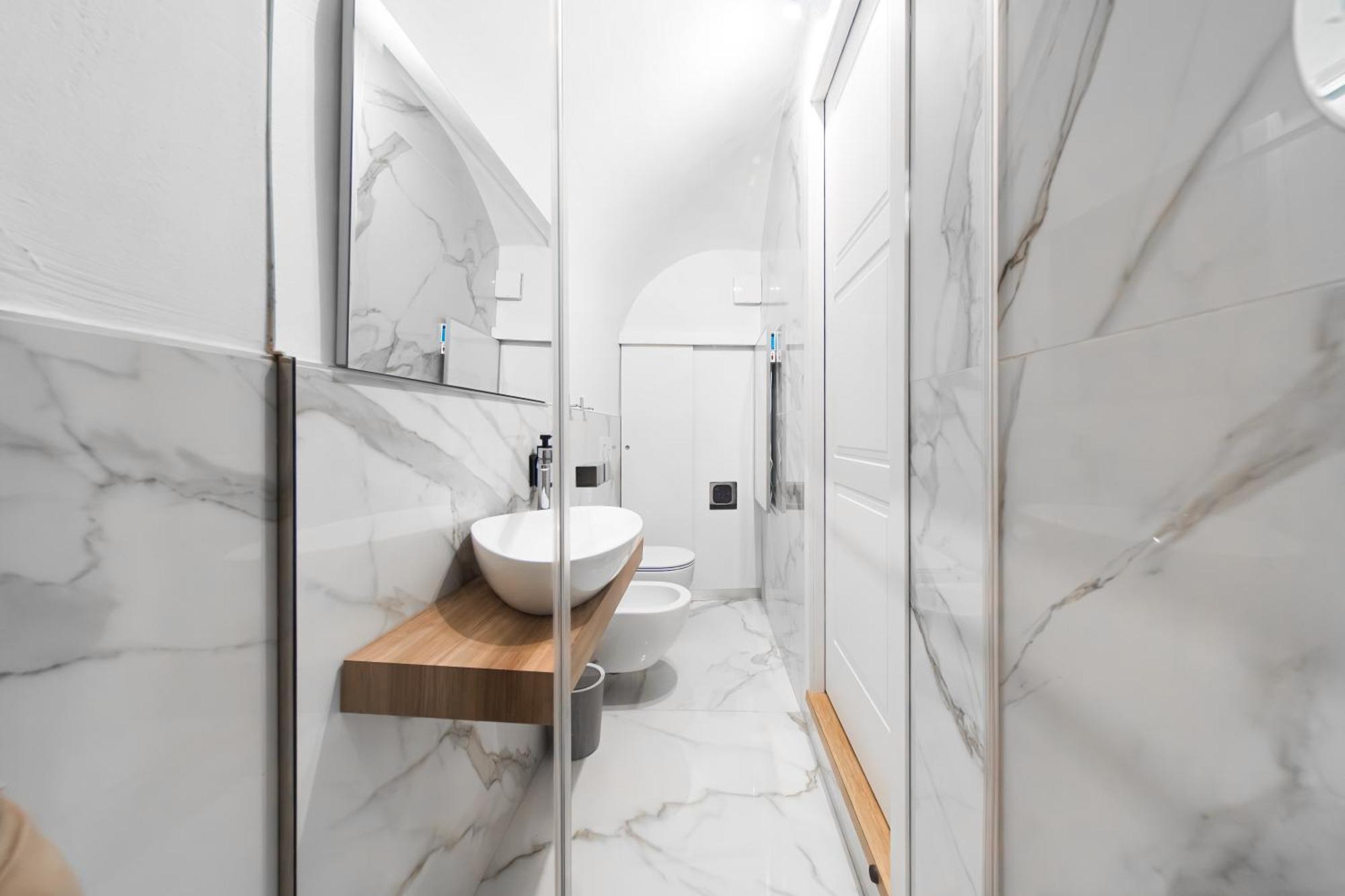 Lilli House - Suite In The Heart Of Болоня Екстериор снимка