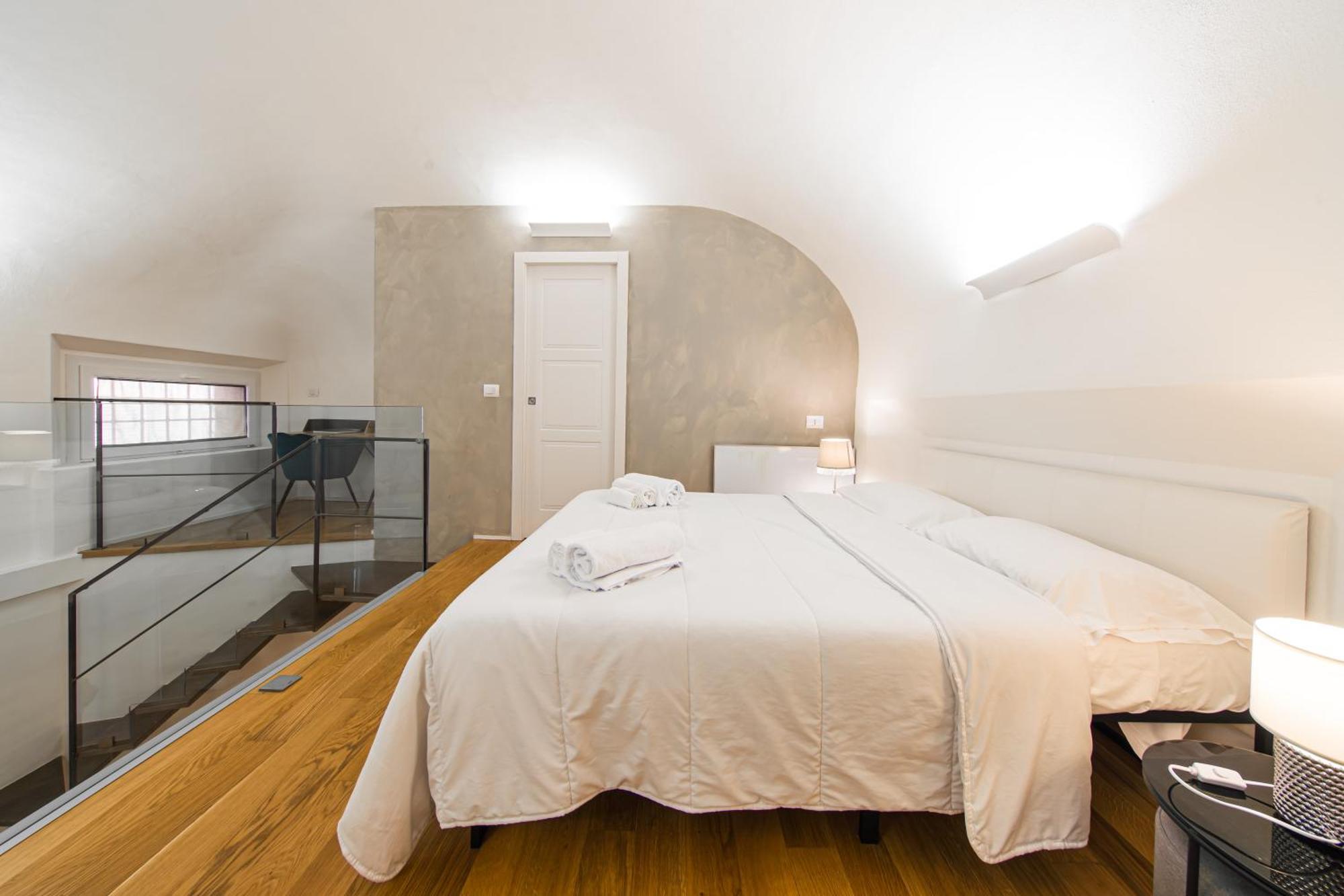 Lilli House - Suite In The Heart Of Болоня Екстериор снимка